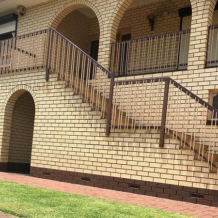 Sa House Modbury Exterior foto